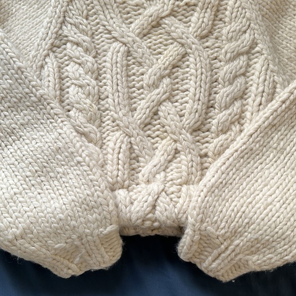 SOLD Vintage Chunky Hand Knit Authentic Gap Clothing 100% Wool Sweater - Picture 8 of 17